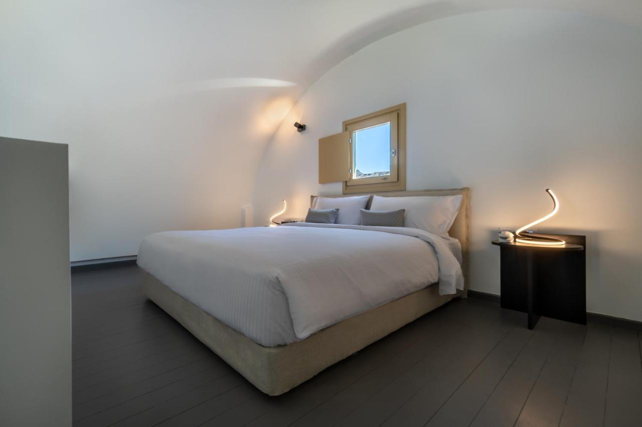 Colombos Beachfront Foinikia  Экстерьер фото